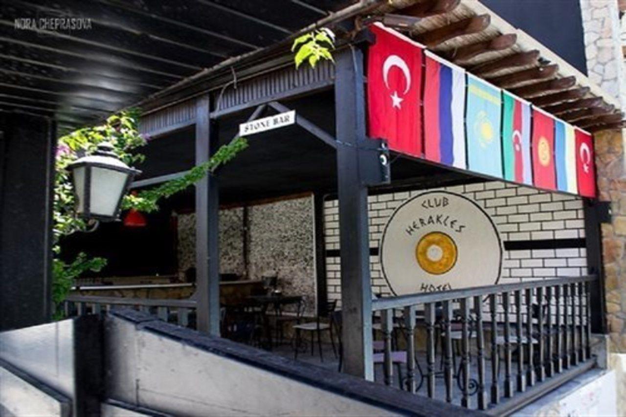 Club Herakles Hotel Kemer Bagian luar foto