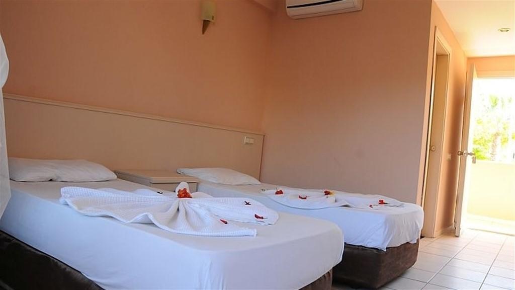 Club Herakles Hotel Kemer Bagian luar foto